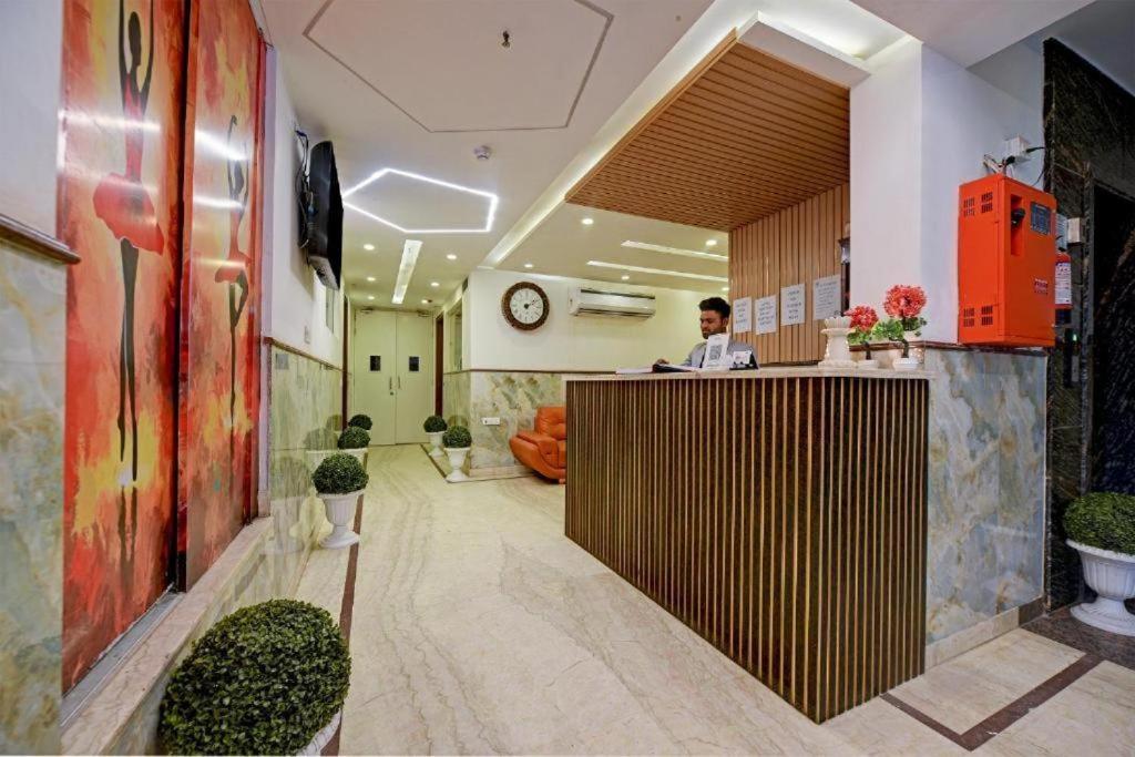 Hotel Rosewood Near Delhi Airport New Delhi Exterior photo